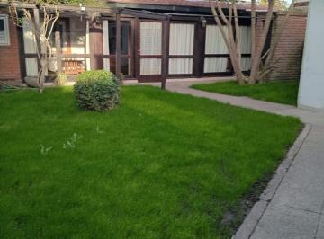 Casa de 3 ambientes, Mar del Plata · Chalet en Alquiler con Parque