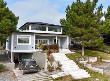 Casa · 220m² · 6 Ambientes · 2 Cocheras · Venta Casa 6 Ambientes Costa Esmeralda