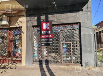 Local comercial · 100m² · 1 Ambiente · Local con Deposito, Jardin y Entrada de Servicio - Temperley
