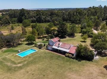 Campo · 251m² · 4 Ambientes · Espectacular Chacra Panorámica en Real de San Carlos / El Caño
