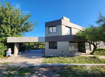 Casa · 170m² · 7 Ambientes · 2 Cocheras · Venta - Casa de 3 Dorm. - Villa Catalina - Rio Ceballos