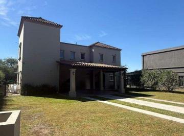 Casa de 5 ambientes, Salta · Casa en Alquiler C/ Cochera en El Prado Eco Village