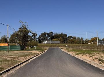 ROJ-ROJ-1002_2 · Lote en Esquina Los Cardales