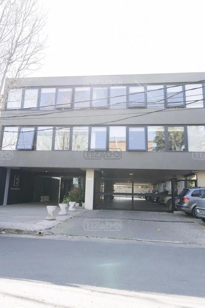 Esnaloa 2600,  Béccar, San Isidro