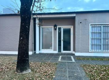 Local comercial · 60m² · Re/max Alquila Excelente Local
