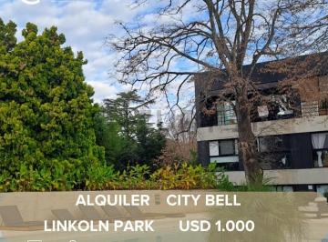 Departamento · 60m² · 1 Cochera · Alquiler City Bell Lincoln Park Amueblado