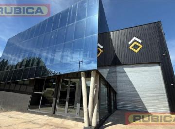 Bodega-Galpón · 1040m² · 5 Ambientes · 5 Cocheras · Alquiler Galpón con Oficinas Apto Puente Grua Triangulo Malvinas Argentinas