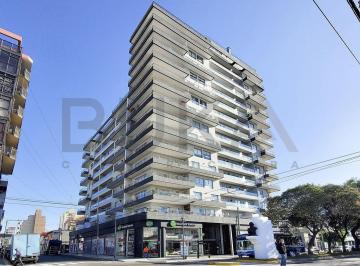Garage · 12m² · 1 Cochera · Excelente Cochera Cubierta - Boulevard Plaza