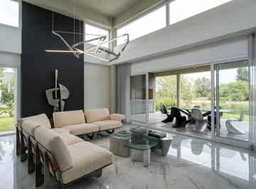 Casa · 256m² · 5 Ambientes · 6 Cocheras · ¡Oportunidad! Venta Casa 5 Ambientes. Vista Al Agua. Canton Puerto. Escobar