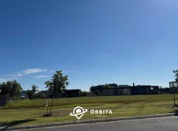 Terreno · 651m² · Lote a La Venta en San Sebastian, Area 13