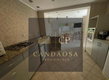 Casa · 180m² · 4 Ambientes · 3 Cocheras · Adg. Casa en Venta 4 Ambientes en San Miguel