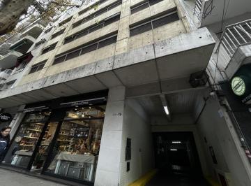 Garage · 13m² · Cochera en Recoleta Sobre Av Pueyrredon