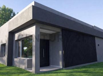 Casa · 150m² · 5 Ambientes · 2 Cocheras · Casa a Estrenar en Campo Chico - 5 Ambientes, Una Planta.