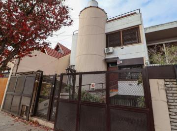 Casa · 215m² · 6 Ambientes · 4 Cocheras · Venta Casa 6 Amb Olivos Parque Cocheras Pileta