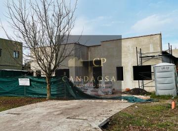 Casa · 138m² · 5 Ambientes · 1 Cochera · Adg. Oportunidad! Casa a Estrenar en Cardales Village