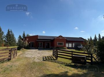 Casa · 350m² · 3 Dormitorios · Estancia Las Malvinas