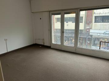 Oficina comercial · 40m² · 3 Ambientes · Oficina en Alquiler en Barrio Centro
