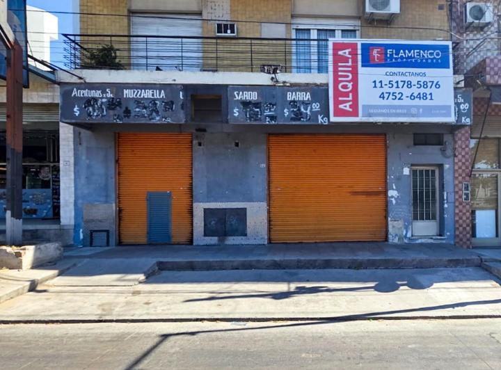 Local comercial · 200m²