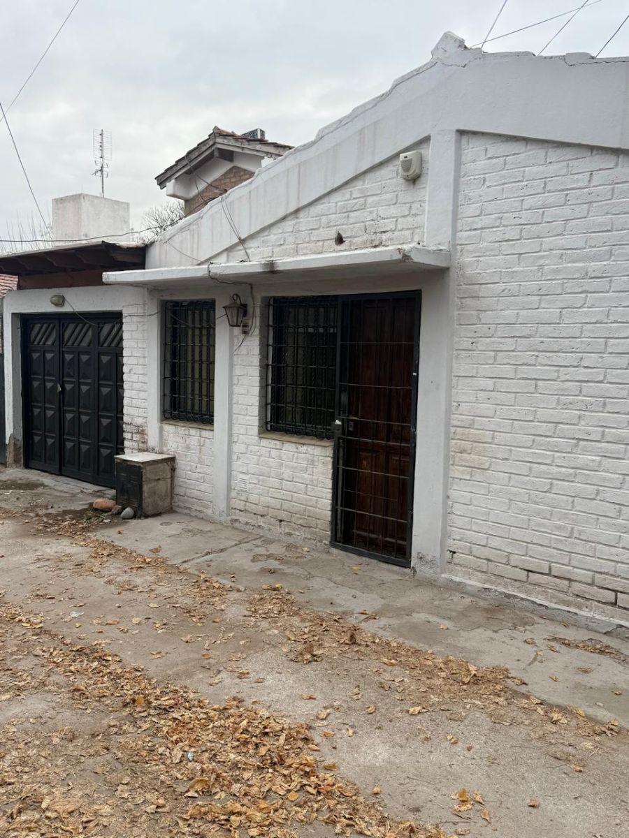 Hipólito Irigoyen 1140