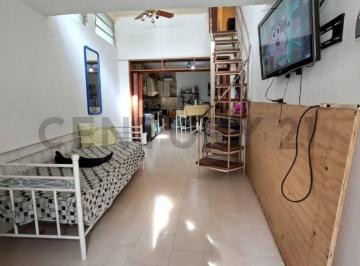 PH · 60m² · 5 Ambientes · Venta PH de 2 Dorm. a Reciclar en Barrio Martin, Rosario