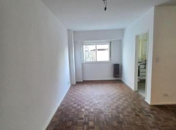 Departamento de 1 ambiente, San Isidro · Acassuso Dto. S/av. Sta. Fe 1 Ambiente, Cocina, Baño Completo. Fte. Hospital San Isiddro