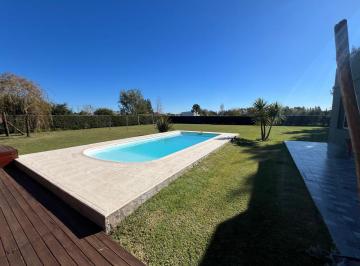 Casa · 130m² · 5 Ambientes · 4 Cocheras · Casa en La Plata