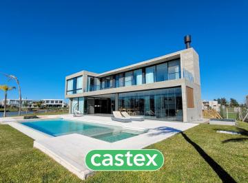 Casa · 600m² · 6 Ambientes · Casa en Venta Enterralagos