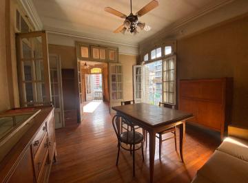 PH · 104m² · 4 Ambientes · PH en Av Cabildo - Colegiales