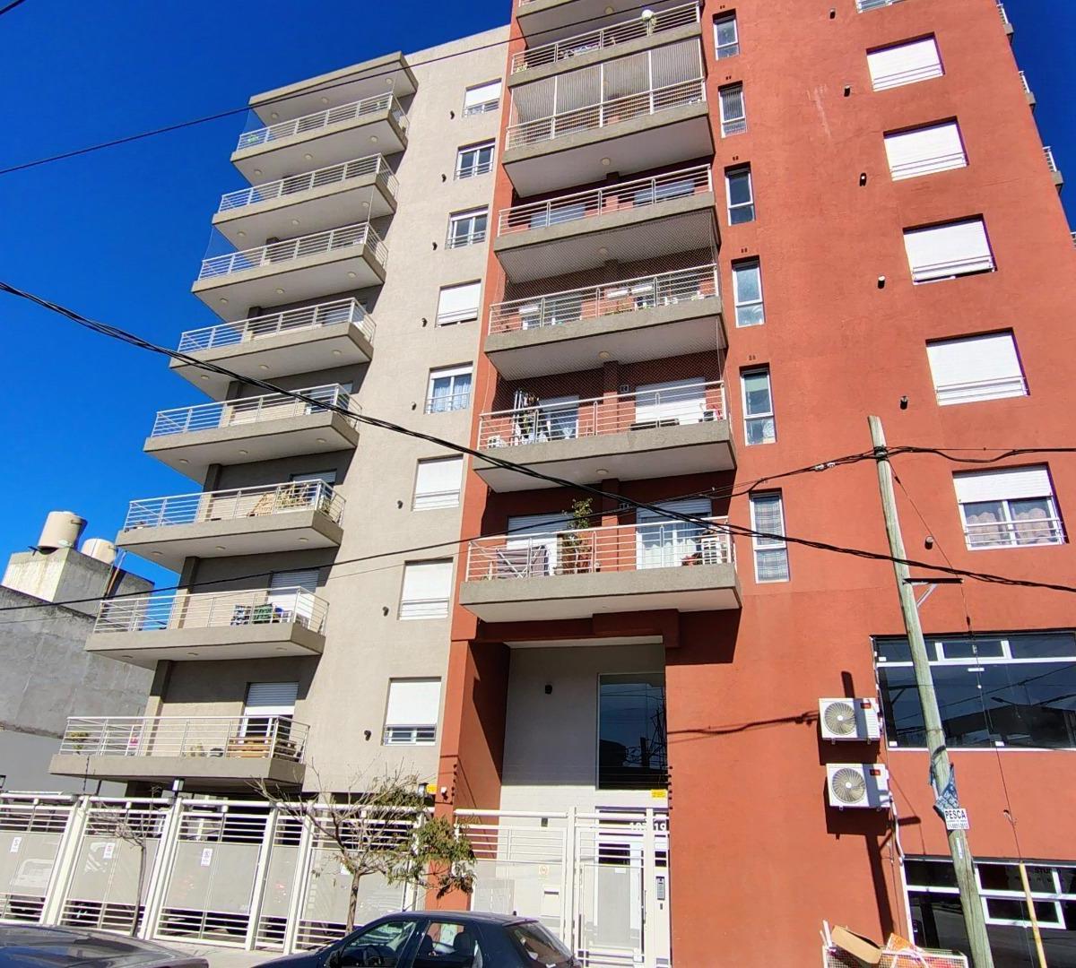 Av Rivadavia 17400, Morón, Morón