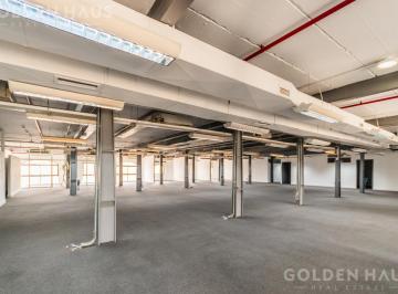 Oficina comercial · 910m² · 11 Ambientes · 8 Cocheras · Oficina en Alquiler en Edificio City Port 11 Ambientes y 8 Cocheras