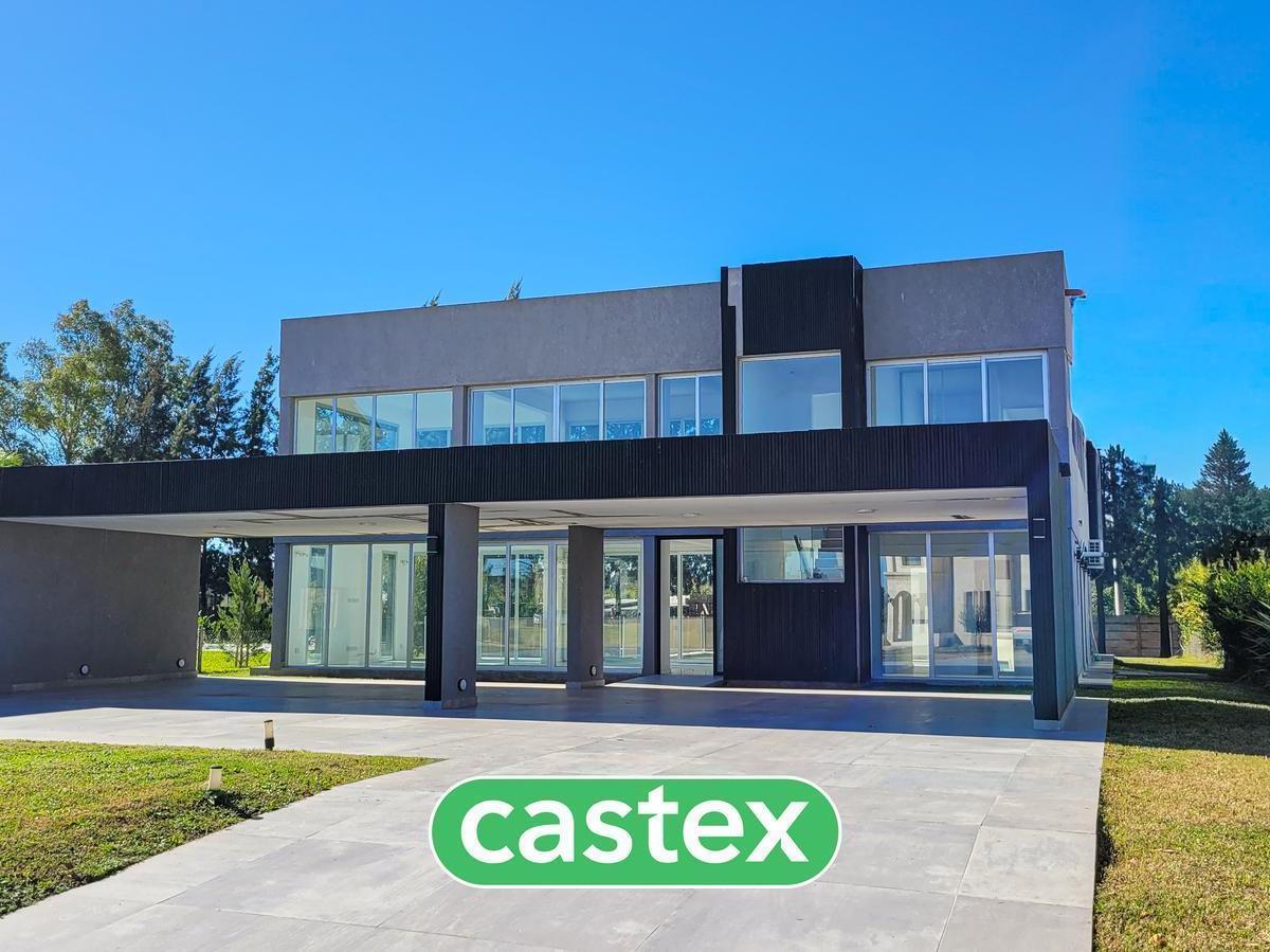 Casa en Venta en Terralagos, Canning