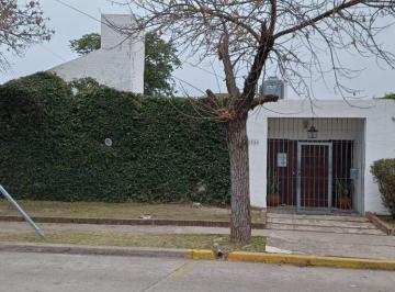 Casa de 8 ambientes, Córdoba · Casa Esquina en Tablada Park a m de Nuñez y Spilimbergo
