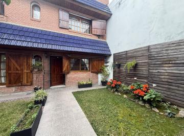 Casa · 350m² · 10 Ambientes · 2 Cocheras · Casa en Venta en Mataderos, Capital Federal