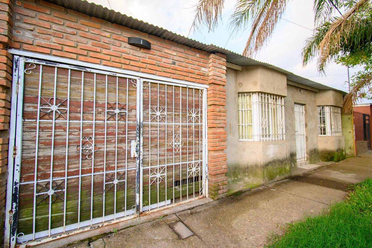 Calle Malaver 3900