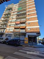Departamento · 52m² · 2 Ambientes · Departamento de 2 Ambientes en Alquiler. Frente con Balcón. Av Cabildo Al 4900