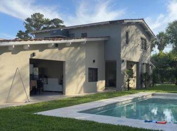 Casa · 212m² · 4 Ambientes · 2 Cocheras · Venta Casa en Barrio Los Mirasoles - Pilar - Sin Expensas