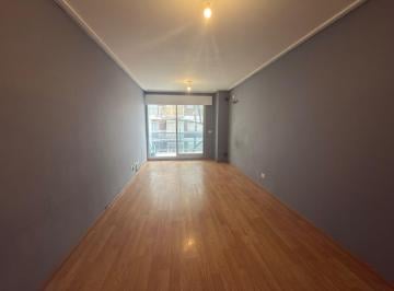 Departamento · 36m² · 1 Ambiente · Salguero Propiedades Alquila Monoambiente con Balcón en Almagro
