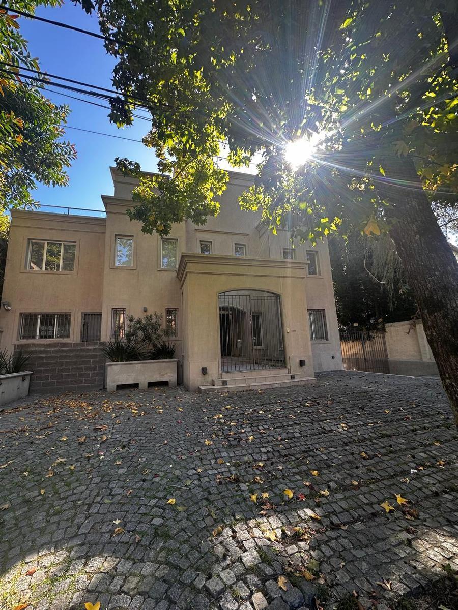 Urquiza al 1200