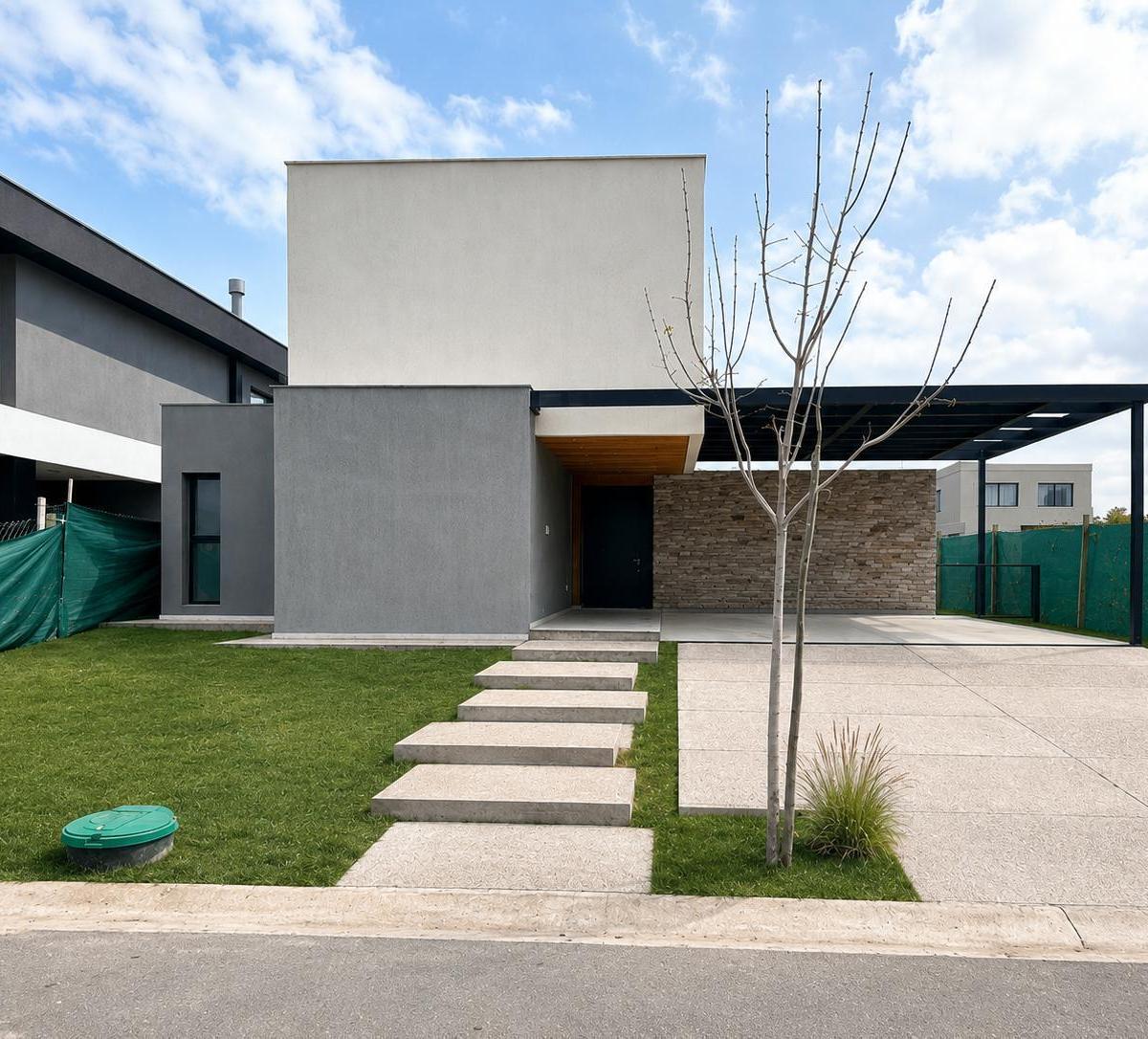 Moderna Casa en Barrio Gran Boedo, Lujan de Cuyo