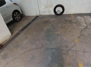 Garage , Villa del Parque · Cochera Cubierta Fija en Excelente Ubicacion. Bajas Expensas