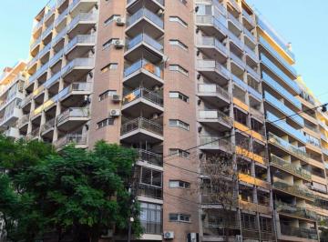 Departamento de 2 ambientes, Rosario · España y Brown (Excelente Ubicacion a m del Parque España) Frente con Balcón