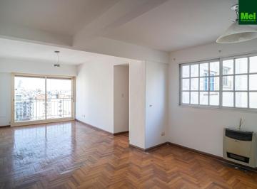 Departamento · 65m² · 3 Ambientes · 3 Ambientes | Al Frente con Cochera | Venta en Belgrano