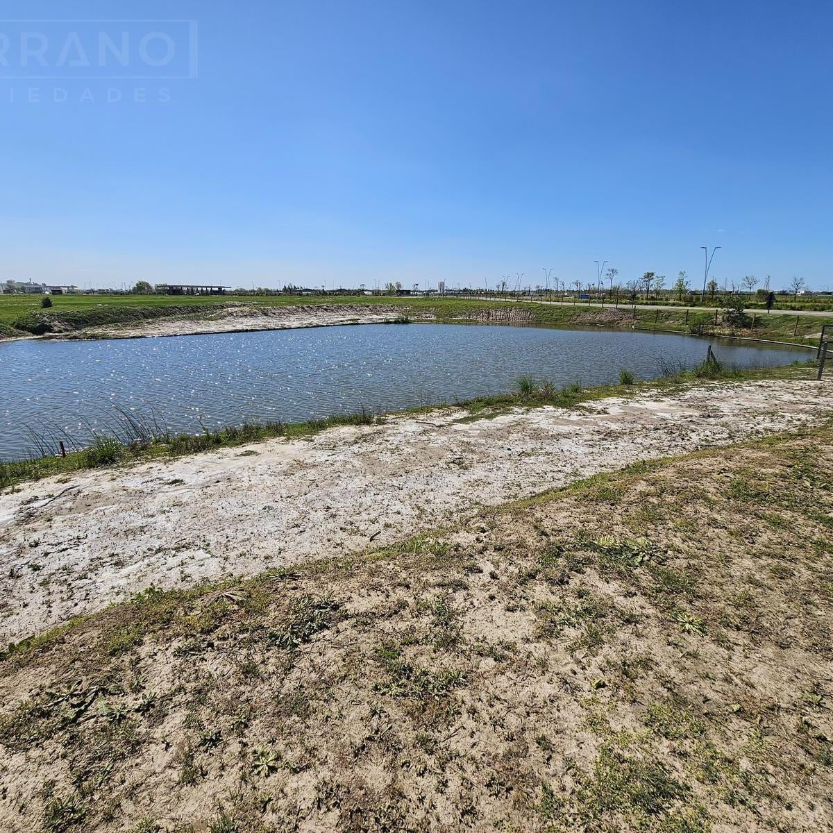 Lhc. Lote en Venta al Agua en  Riberas,  Puertos del Lago,  Riberas, El Cazador