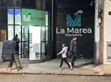 Local comercial · 120m² · 1 Cochera · Local en Rosario Barrio Martin