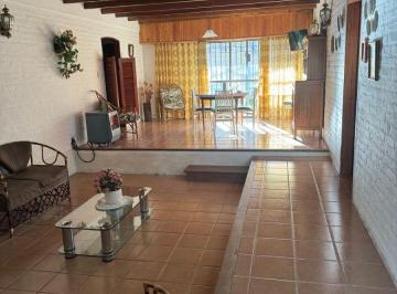 Casa de 3 ambientes, Mar del Plata · Chalet de Tres Ambientes en Barrio Zacagnini