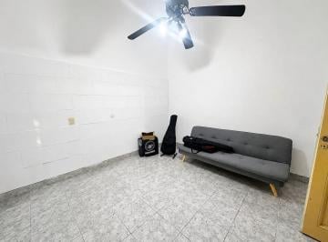 PH · 60m² · 3 Ambientes · Venta PH 3 Ambientes / Patio Mataderos Caba
