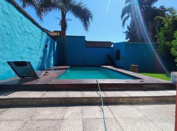 Casa · 153m² · 4 Ambientes · 3 Cocheras · Venta Casa 4 Amb en General Pacheco Tigre a 2 Cuadras de 197