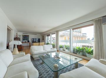 Departamento · 250m² · 5 Ambientes · 3 Cocheras · Arroyo en La Curva, Piso Alto C/cochera Triple en Venta