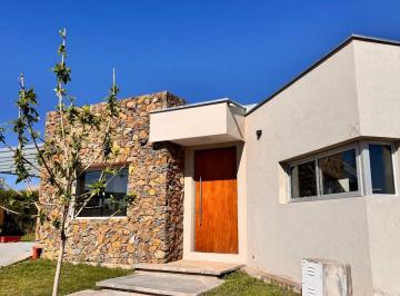Casa de 6 ambientes, Luján de Cuyo · Casa en Alquiler Barrio Zettavi