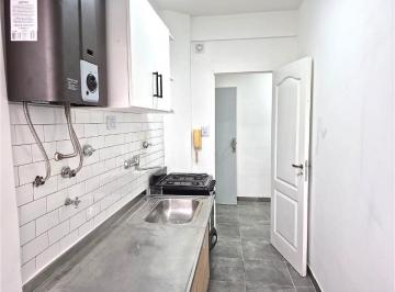 Departamento · 35m² · 2 Ambientes · Alquiler Departamento de 2 Ambientes, Muy Luminoso, en Recoleta